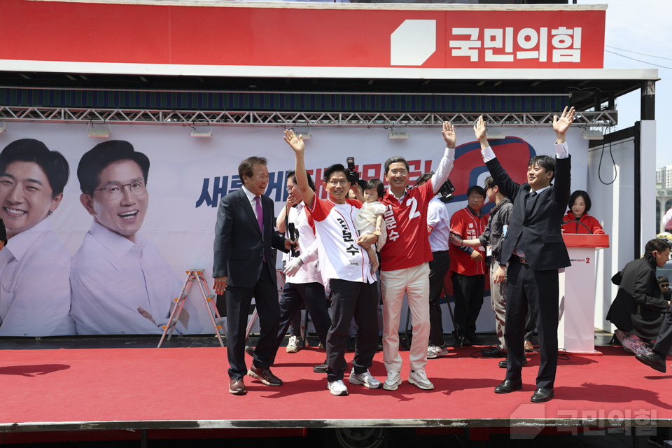 제목 노출 영역입니다 이미지
