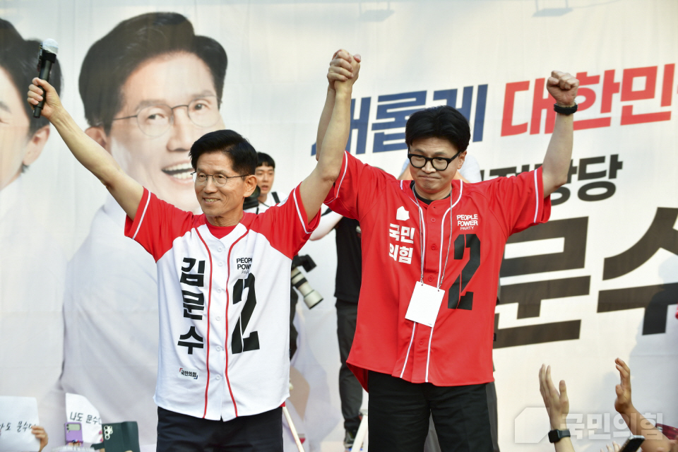 제목 노출 영역입니다 이미지