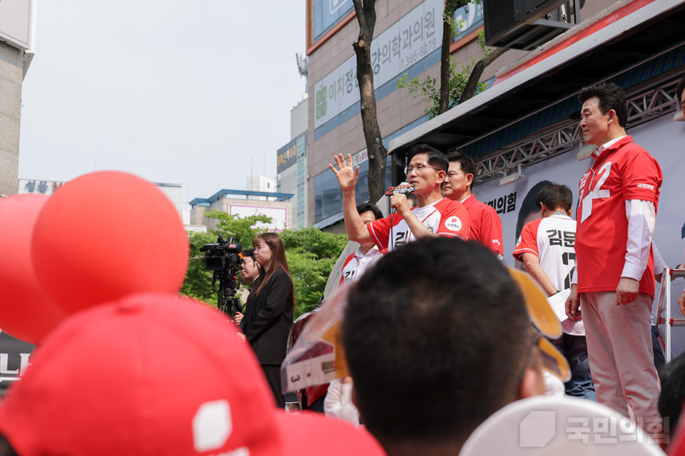 제목 노출 영역입니다 이미지
