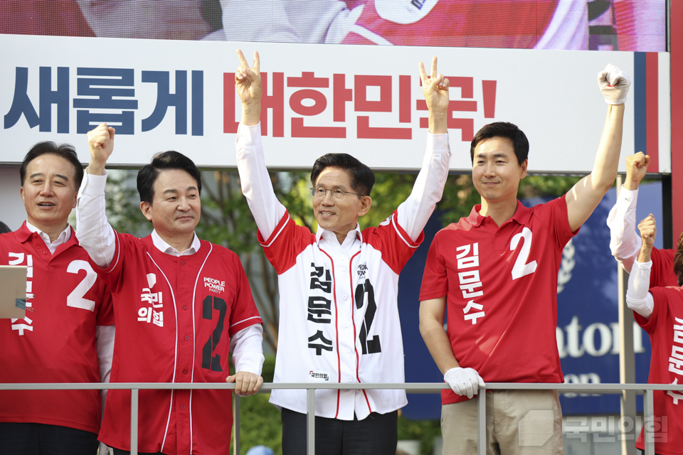 제목 노출 영역입니다 이미지