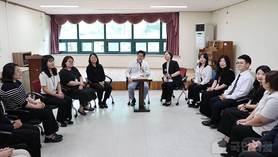 제목 노출 영역입니다 이미지