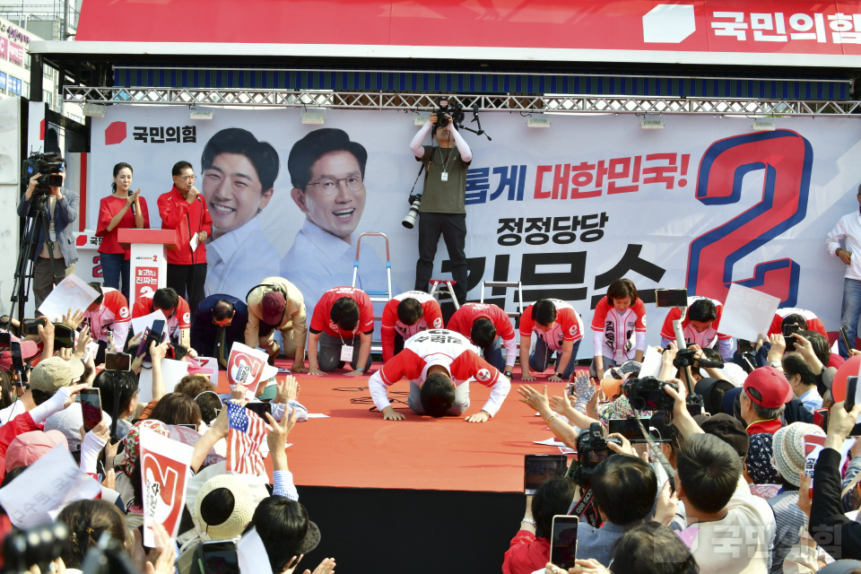 제목 노출 영역입니다 이미지