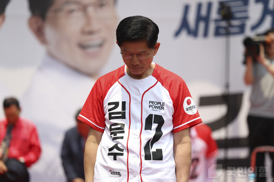 제목 노출 영역입니다 이미지