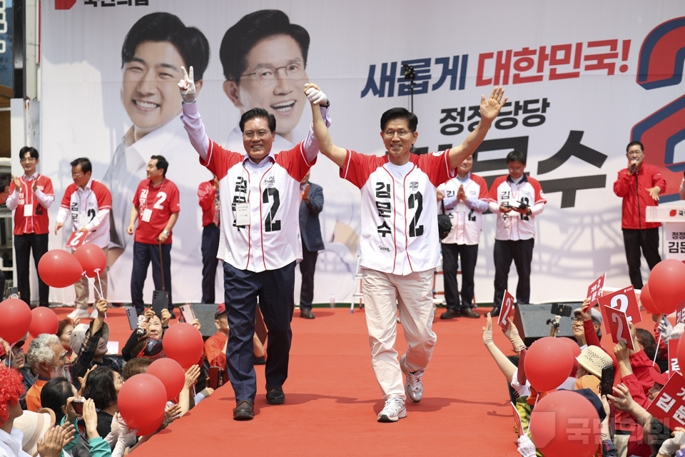 제목 노출 영역입니다 이미지
