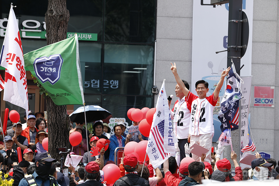 제목 노출 영역입니다 이미지