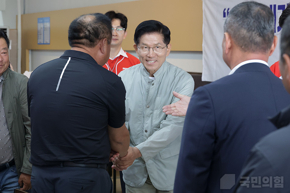 제목 노출 영역입니다 이미지