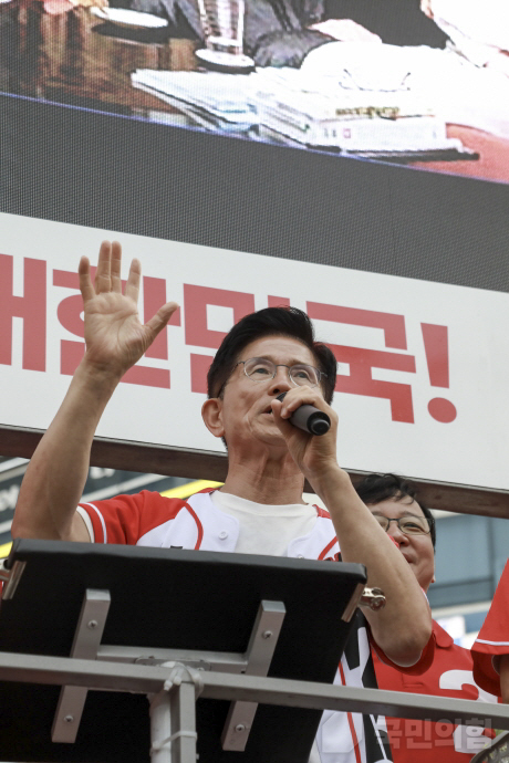 제목 노출 영역입니다 이미지