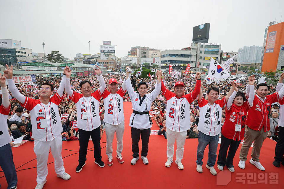 제목 노출 영역입니다 이미지