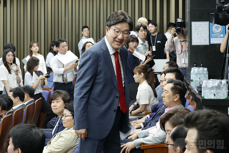 제목 노출 영역입니다 이미지