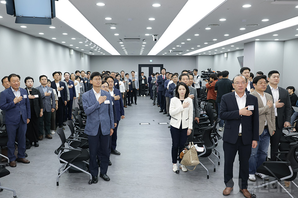 제목 노출 영역입니다 이미지