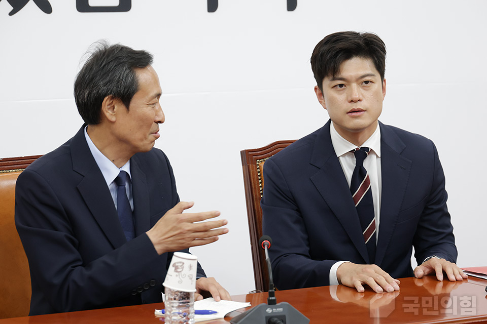제목 노출 영역입니다 이미지