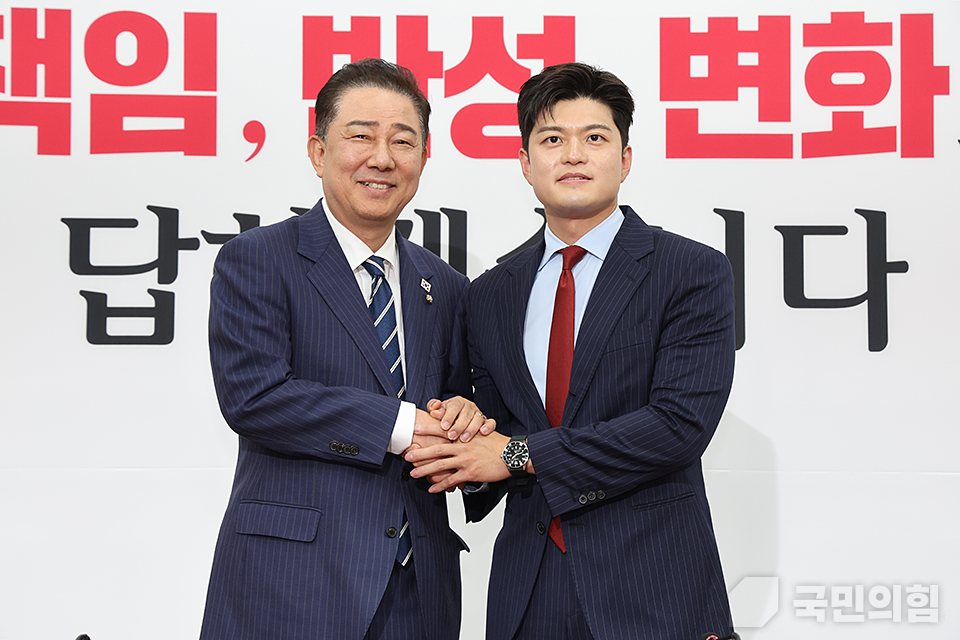 제목 노출 영역입니다 이미지