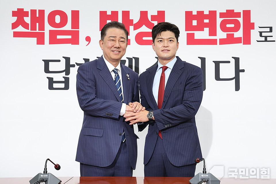 제목 노출 영역입니다 이미지