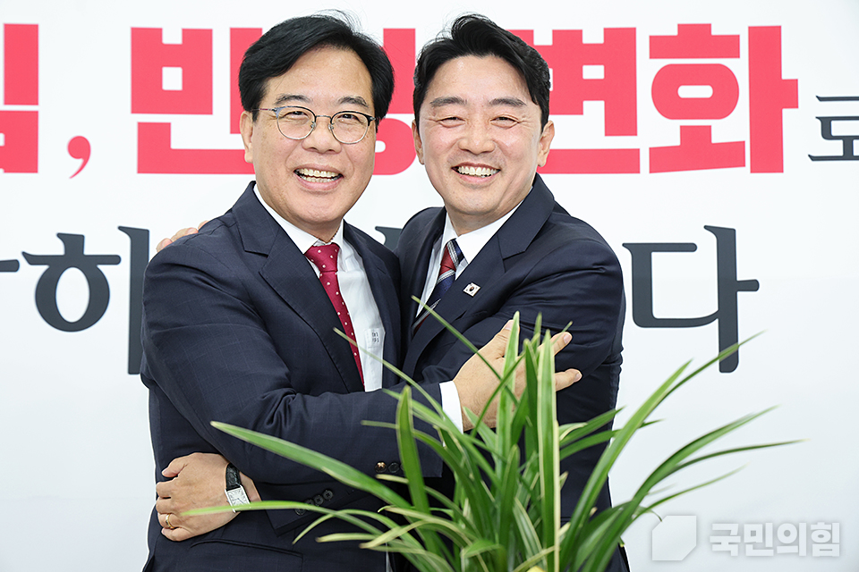 제목 노출 영역입니다 이미지