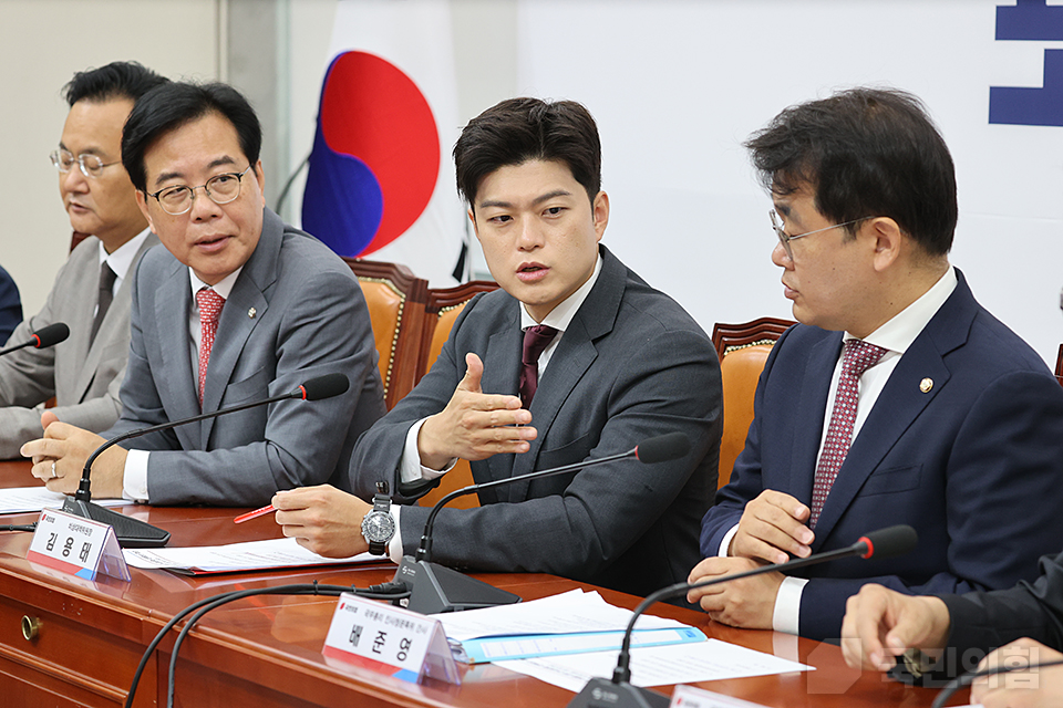제목 노출 영역입니다 이미지
