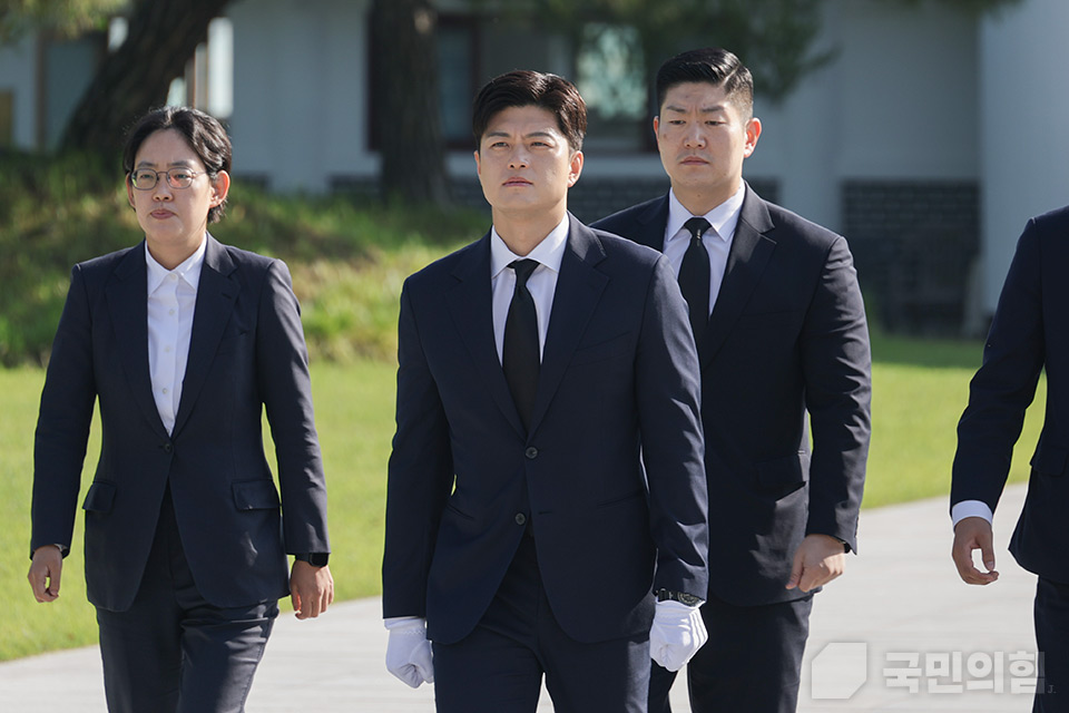 제목 노출 영역입니다 이미지