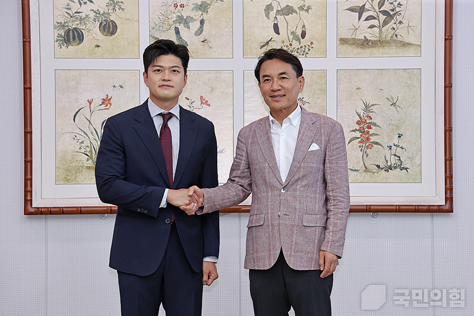 제목 노출 영역입니다 이미지