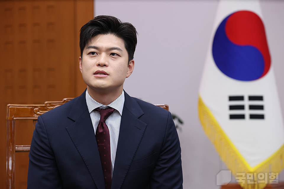 제목 노출 영역입니다 이미지