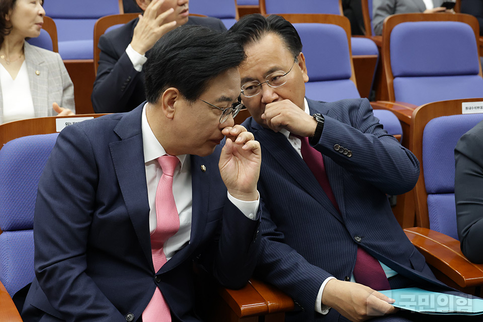 제목 노출 영역입니다 이미지