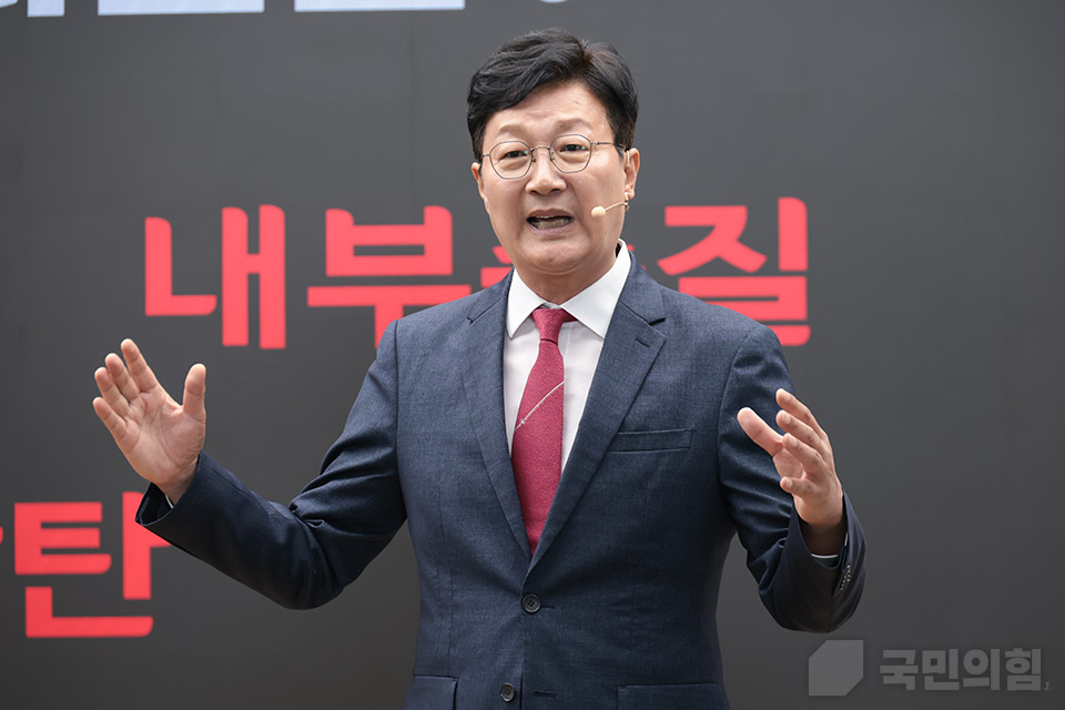제목 노출 영역입니다 이미지