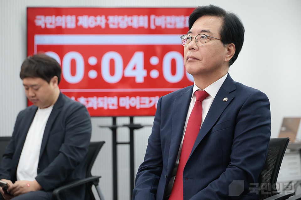 제목 노출 영역입니다 이미지