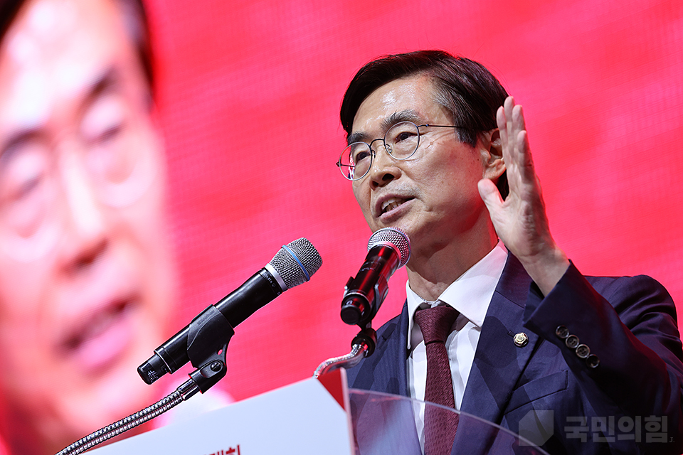 제목 노출 영역입니다 이미지