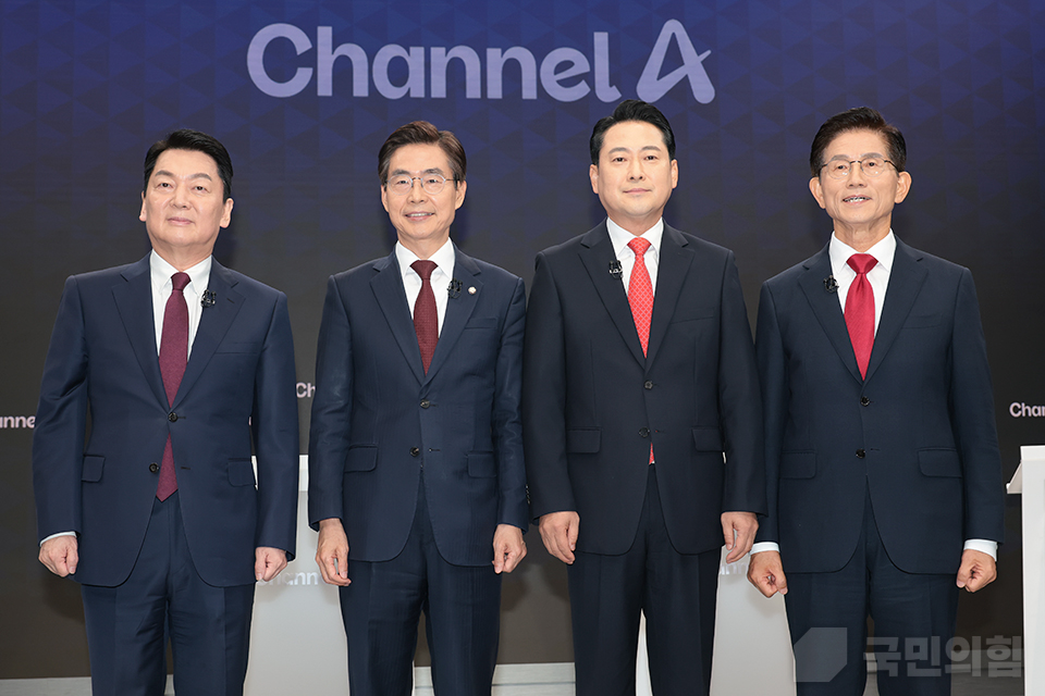 제목 노출 영역입니다 이미지