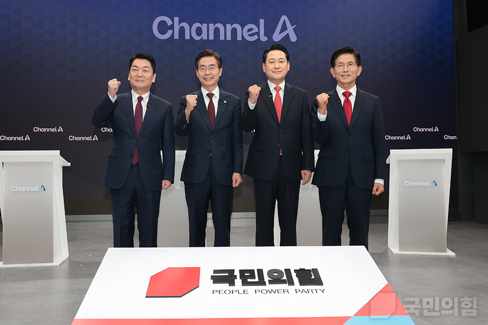 제목 노출 영역입니다 이미지