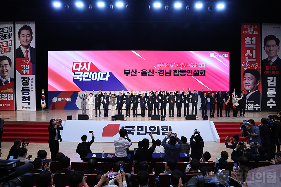 제목 노출 영역입니다 이미지