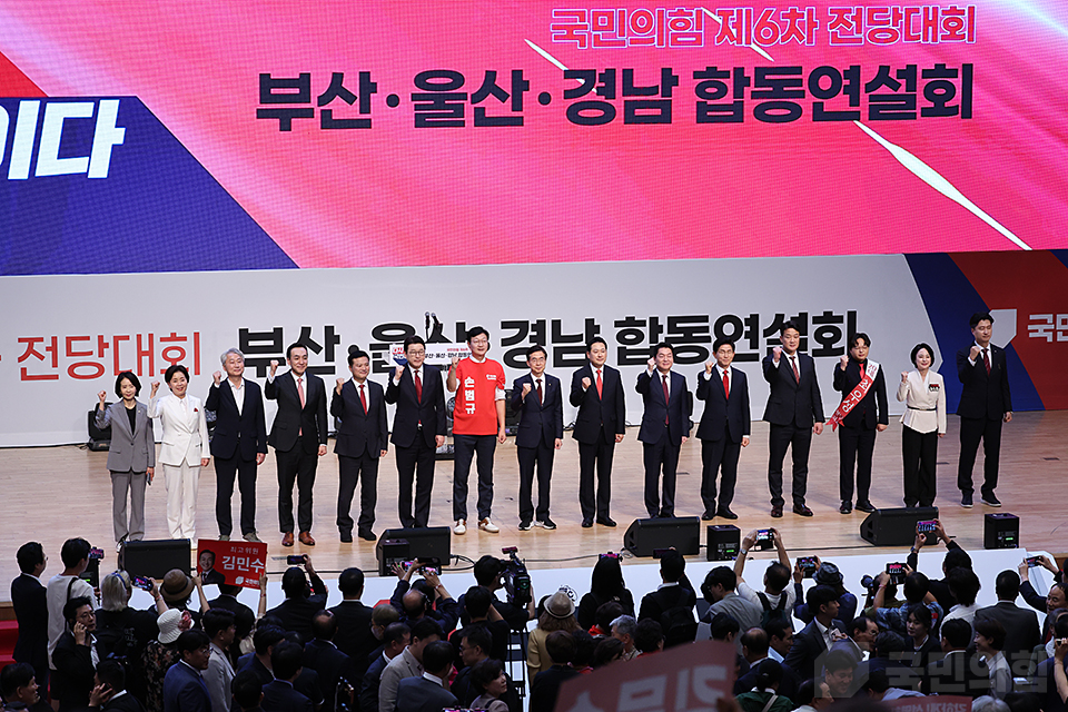 제목 노출 영역입니다 이미지