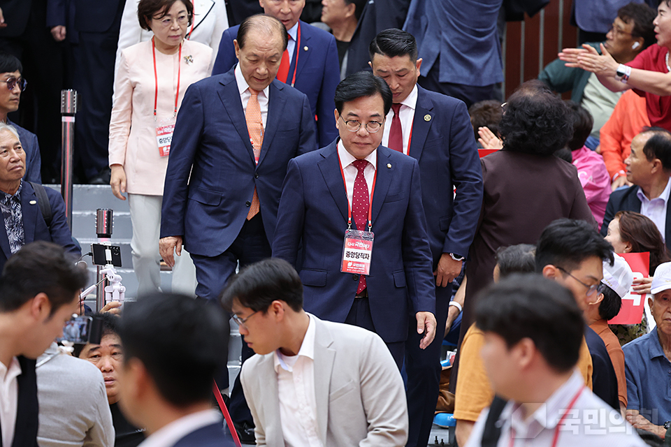 제목 노출 영역입니다 이미지