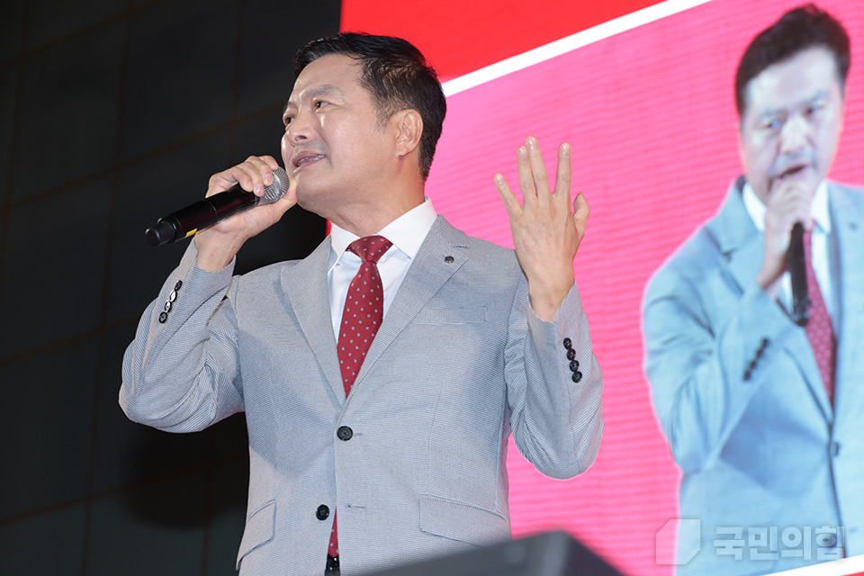 제목 노출 영역입니다 이미지