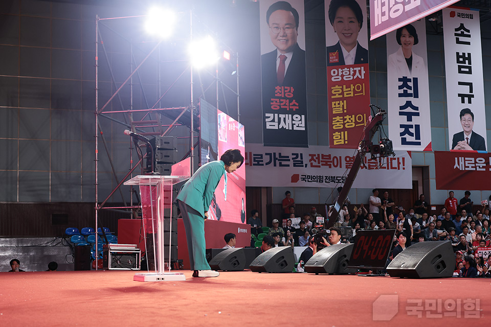 제목 노출 영역입니다 이미지