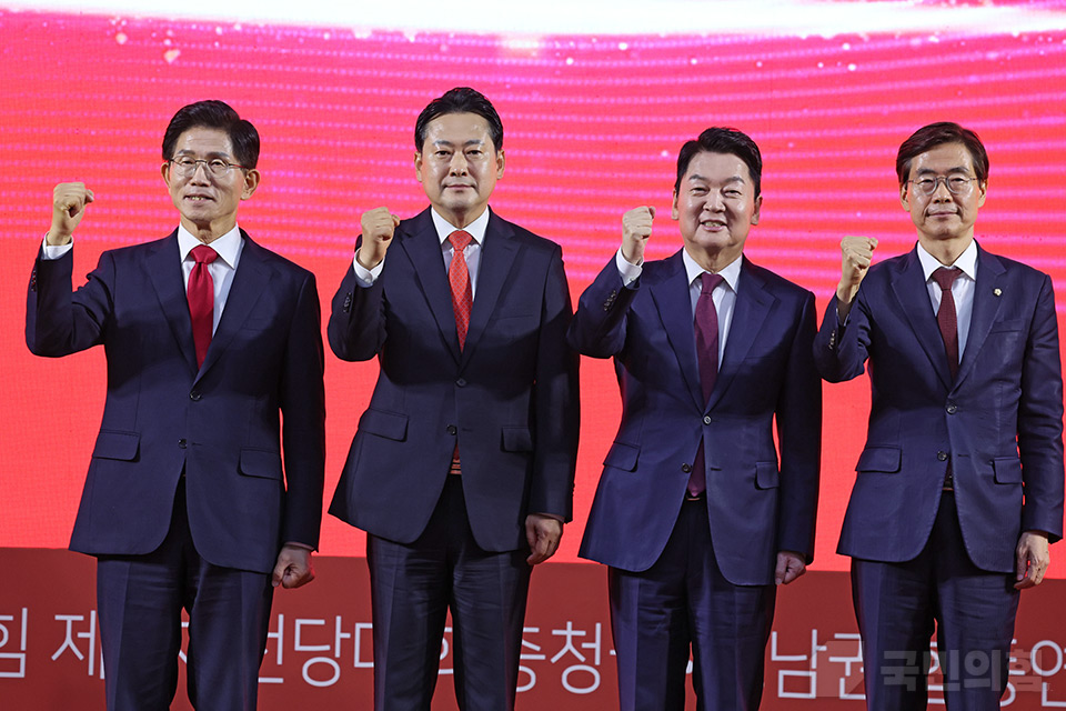 제목 노출 영역입니다 이미지