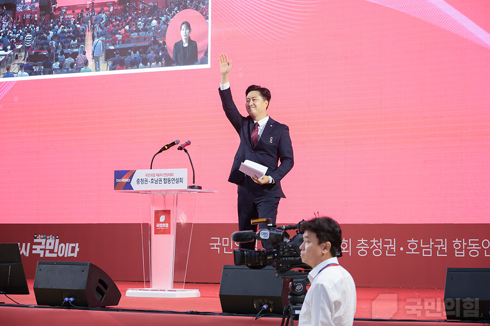 제목 노출 영역입니다 이미지