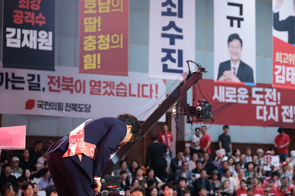 제목 노출 영역입니다 이미지