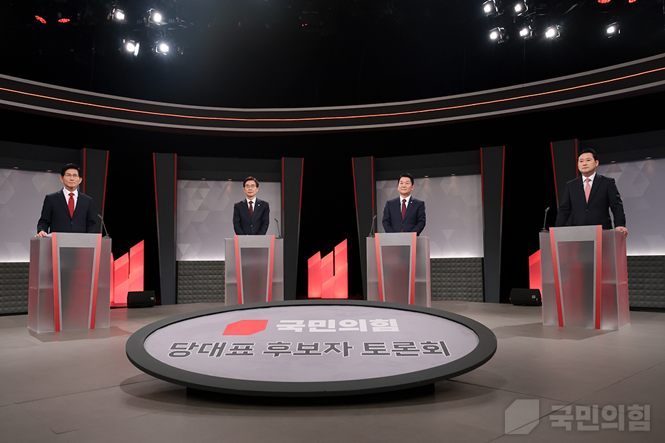 제목 노출 영역입니다 이미지