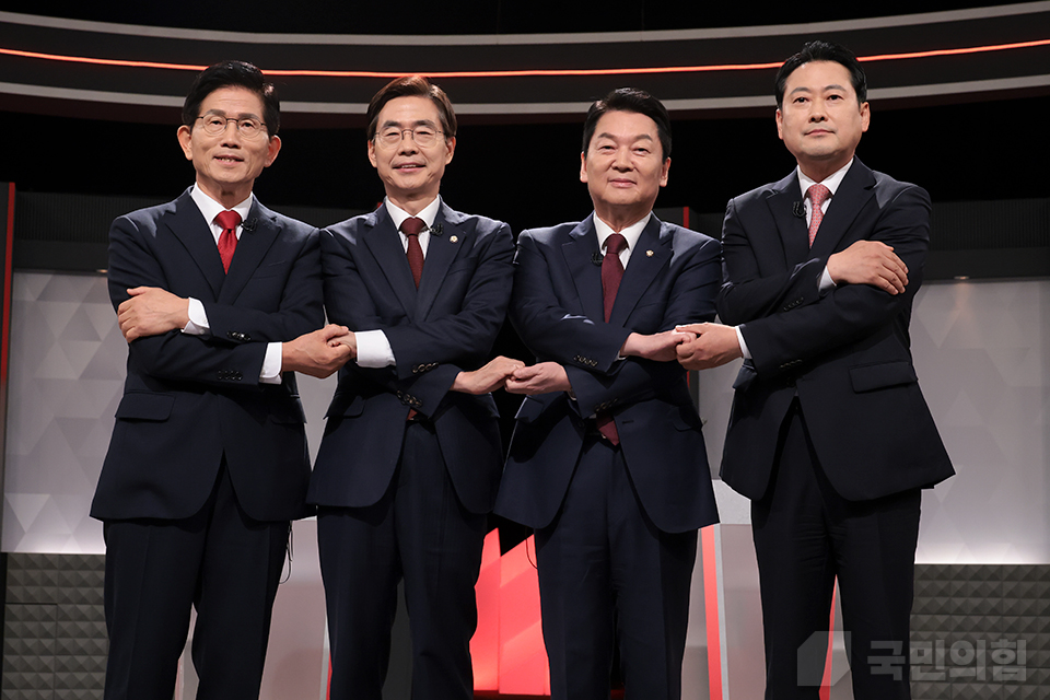 제목 노출 영역입니다 이미지