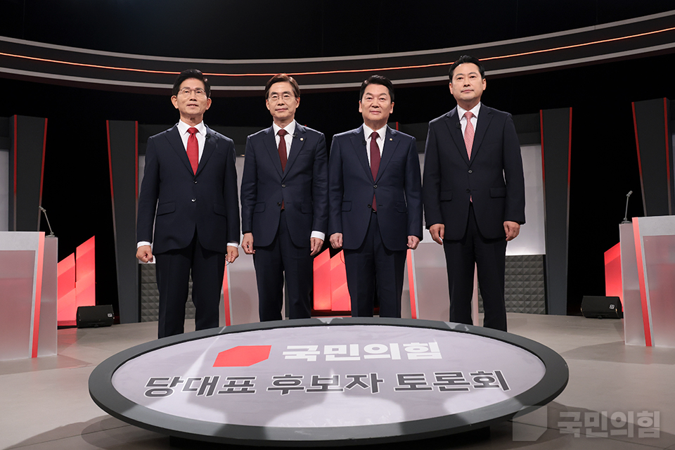 제목 노출 영역입니다 이미지