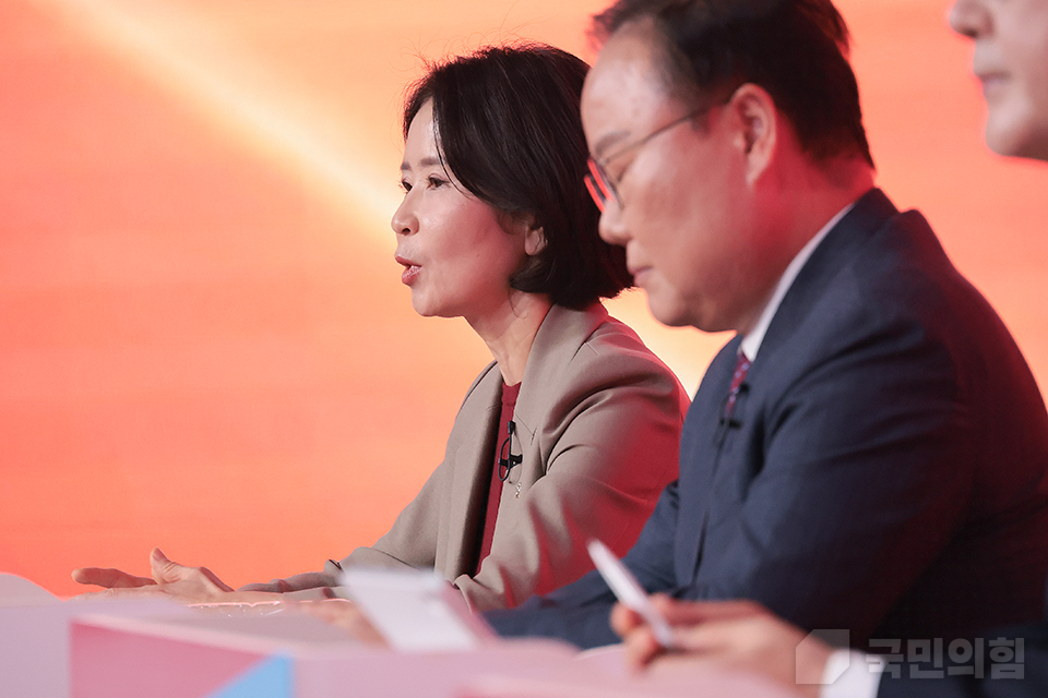제목 노출 영역입니다 이미지
