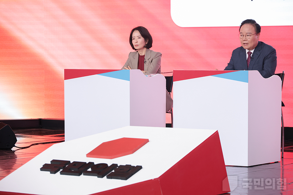제목 노출 영역입니다 이미지
