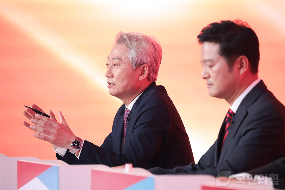 제목 노출 영역입니다 이미지