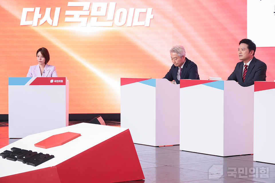 제목 노출 영역입니다 이미지