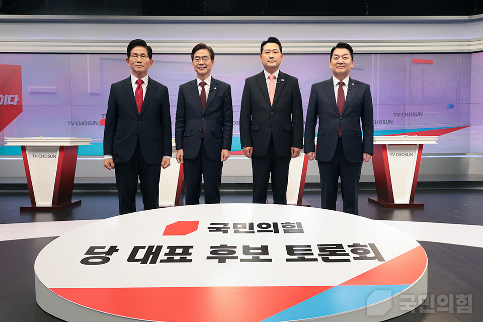 제목 노출 영역입니다 이미지