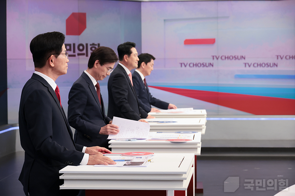 제목 노출 영역입니다 이미지