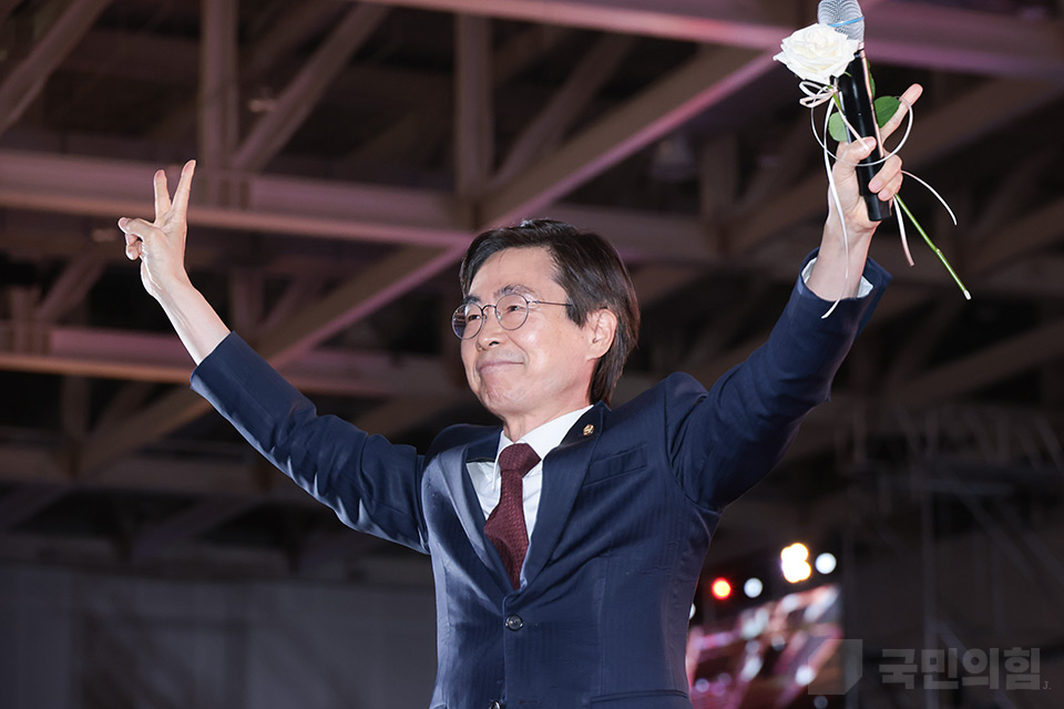 제목 노출 영역입니다 이미지