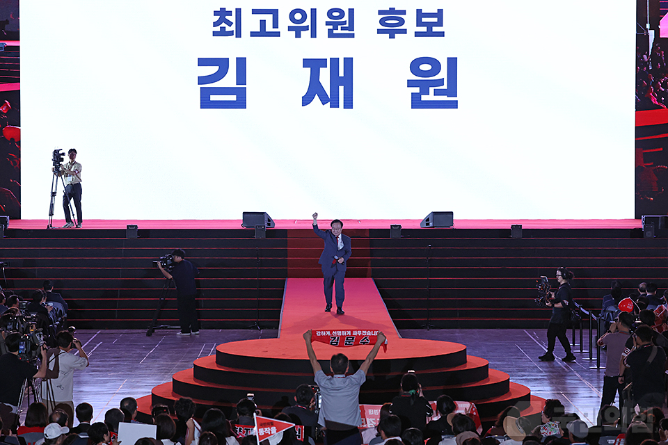 제목 노출 영역입니다 이미지