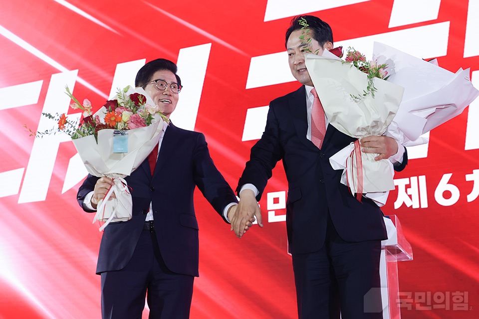 제목 노출 영역입니다 이미지