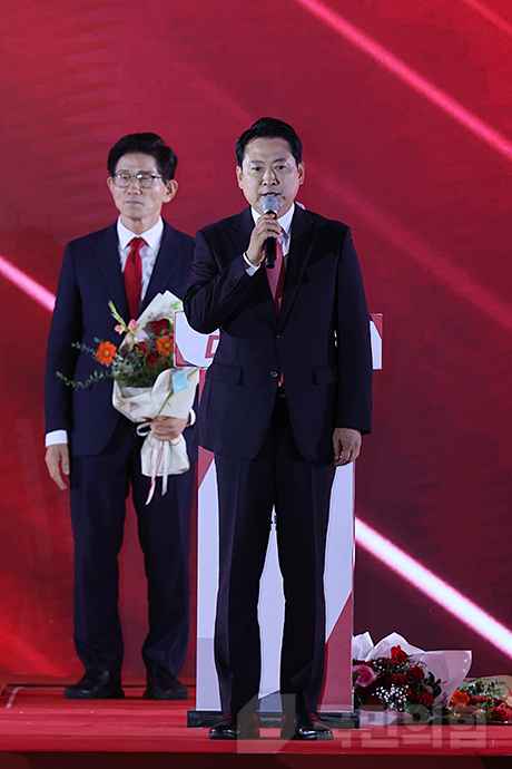 제목 노출 영역입니다 이미지