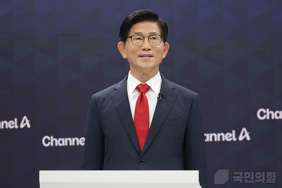 제목 노출 영역입니다 이미지